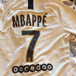 MBAPPÉ #7 Soccer Jersey - light bone & Gold Details